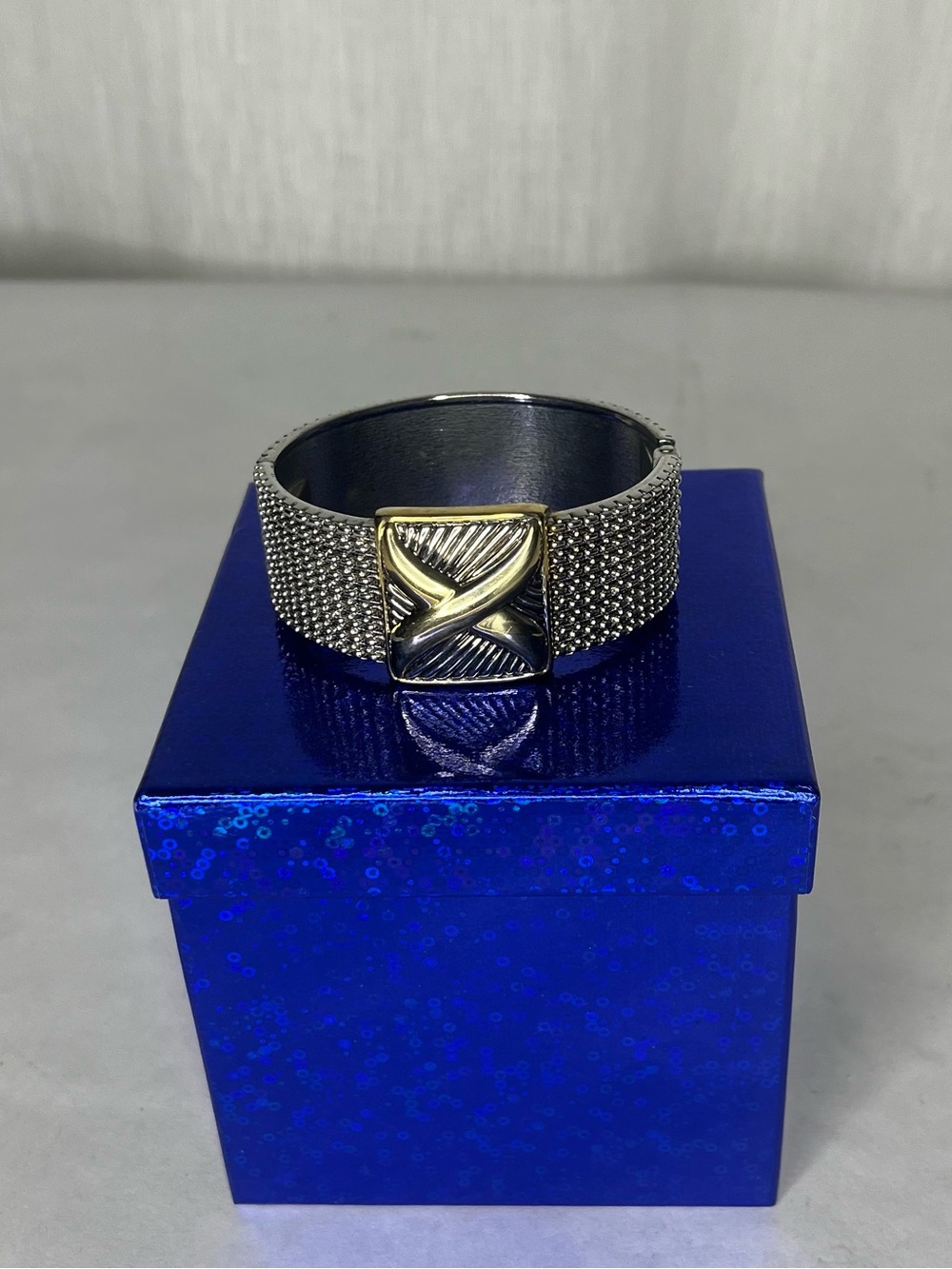 Silver hinge bracelet